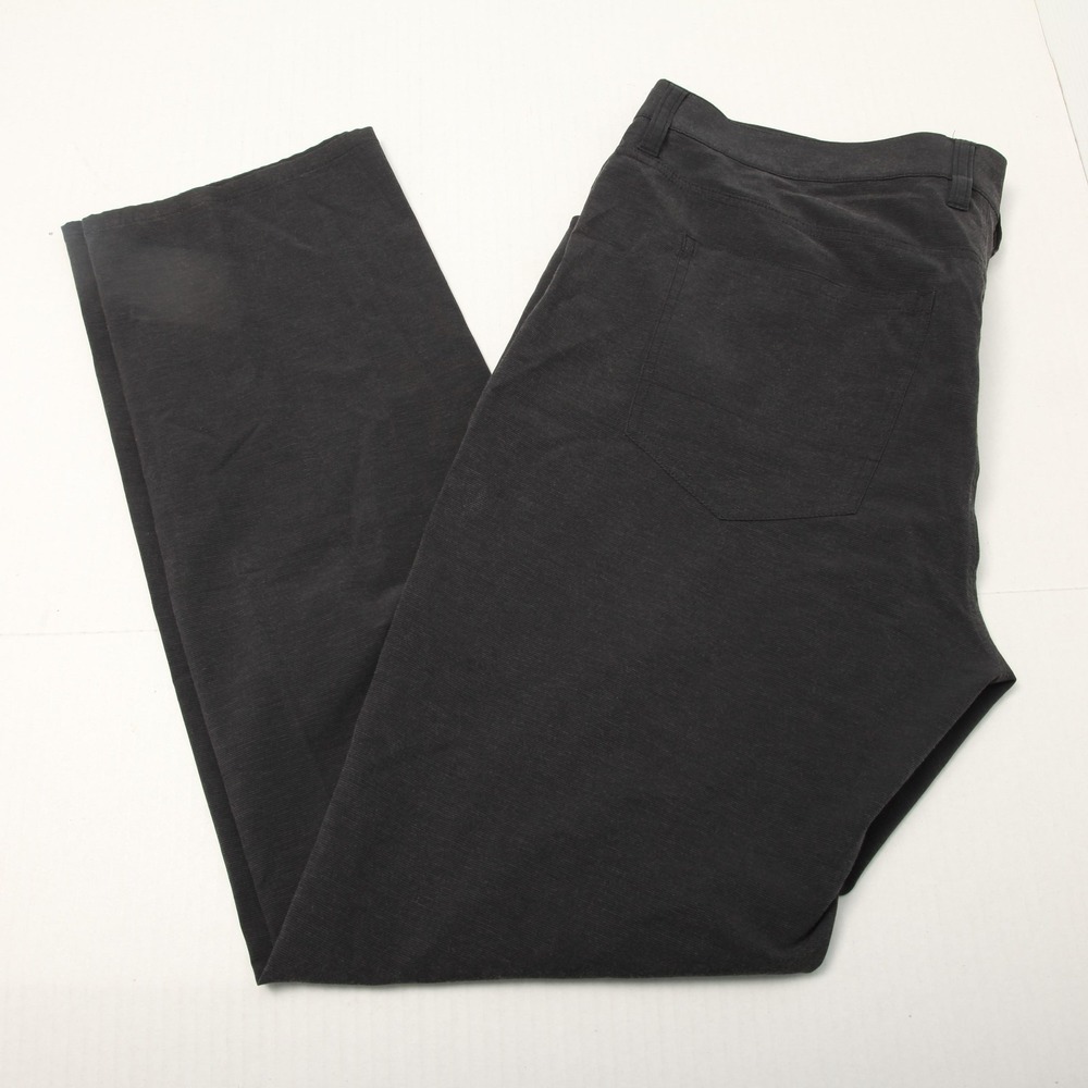 Travis Mathew Pants Mens 38 Black Stretch Performance Golf Casual Straight Leg